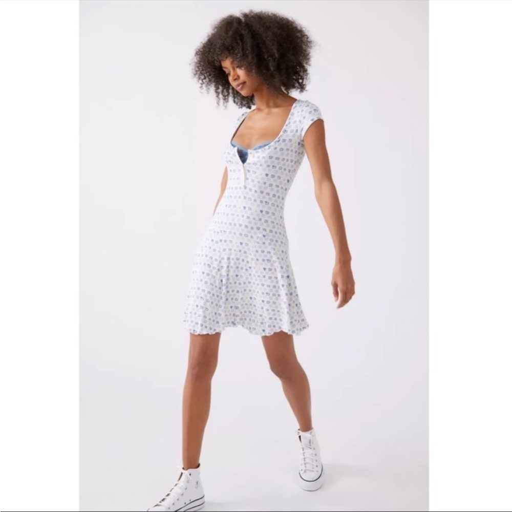 NWT Urban Outfitters Maureen Henley Mini Dress M - Picture 5 of 7